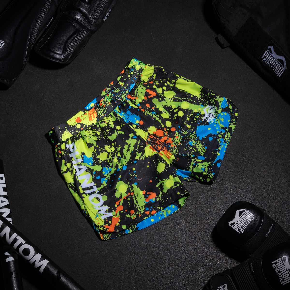 Fightshorts FUSION Splatter  - Schwarz/Neon