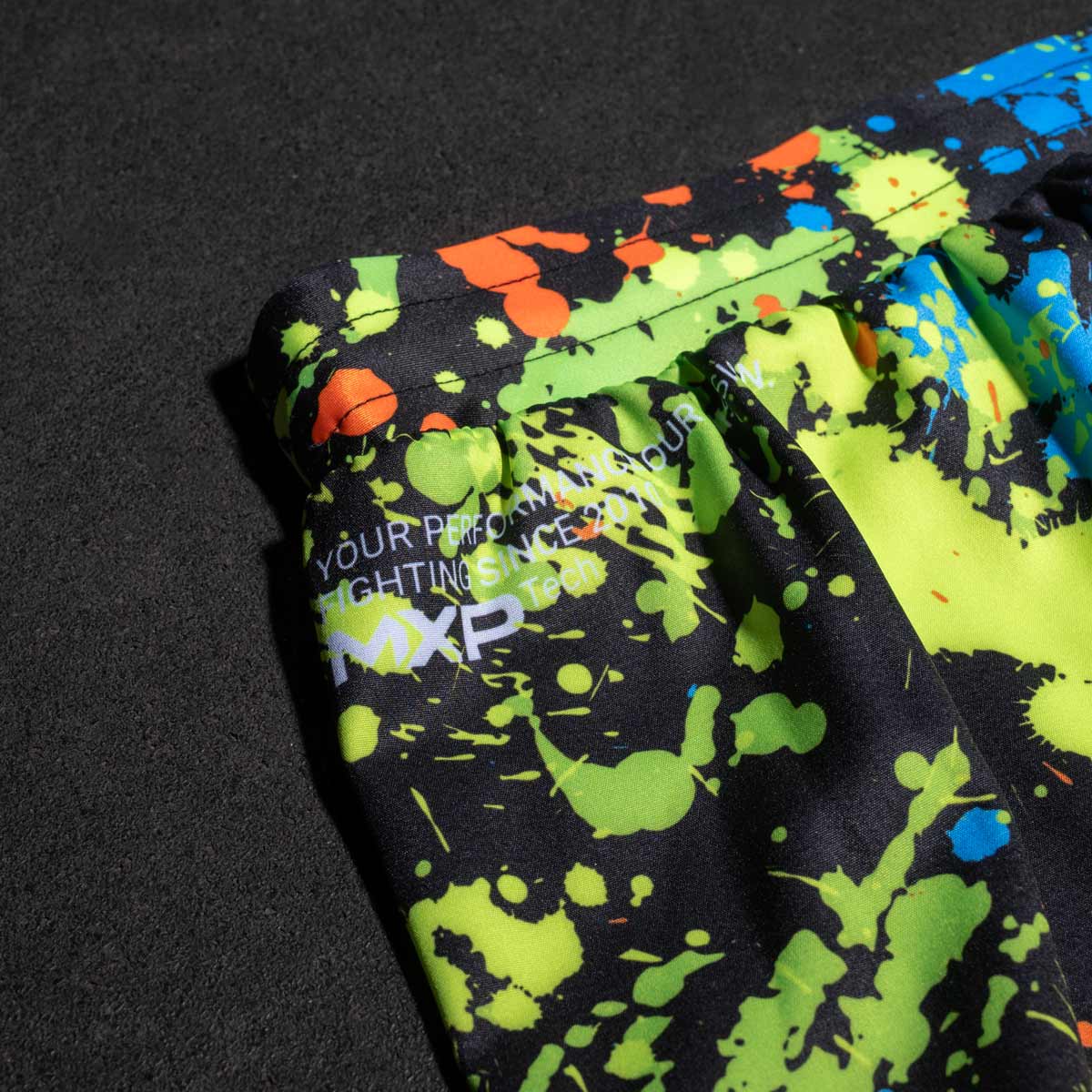 Fightshorts FUSION Splatter  - Schwarz/Neon