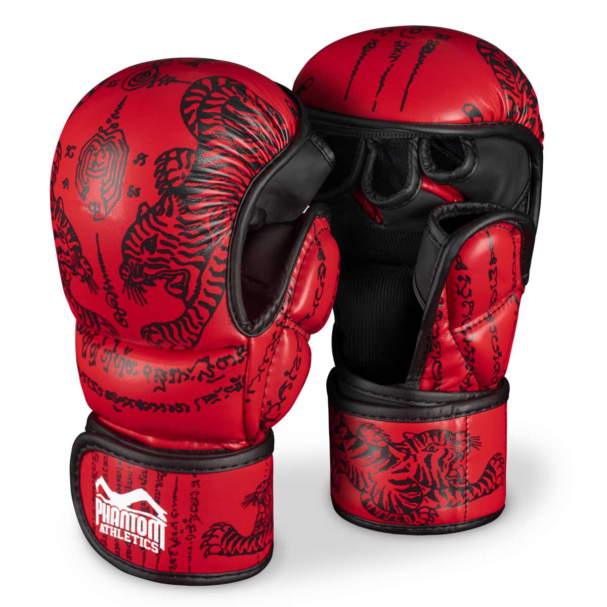 Phantom Muay Thai Handschuhe für Thaiboxen und MMA Sparring, Wettkampf und Training. Im traditionellen Sak Yant Design und der Farbe Rot.