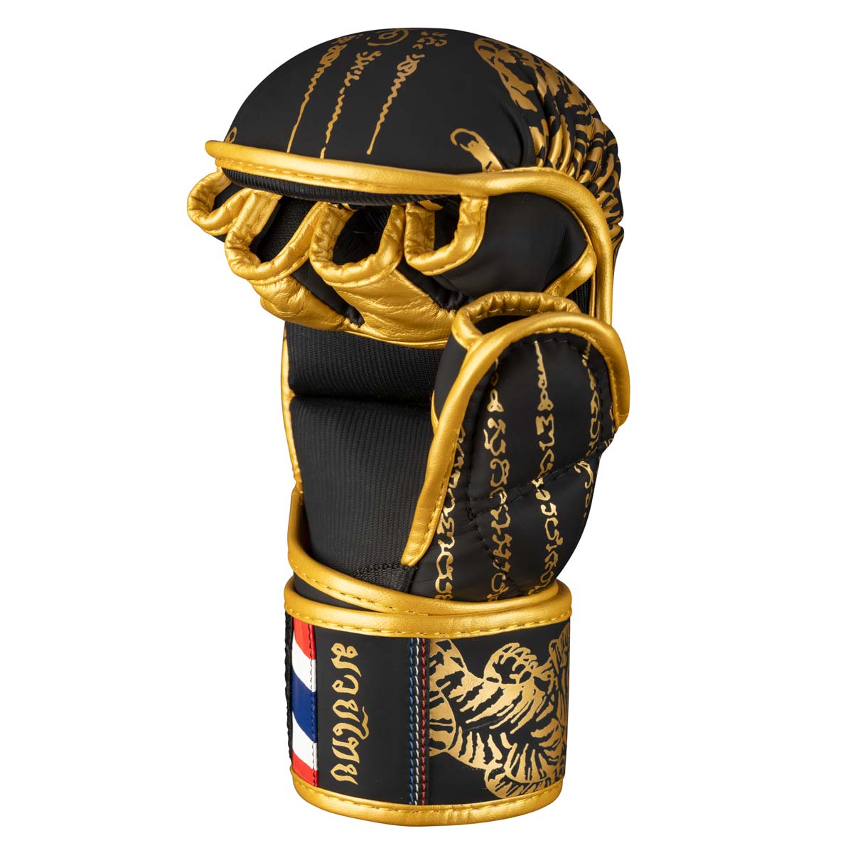 Phantom MMA Muay Thai Sparringshandschuhe im limitierten Schwarz/Goldenen Sak Yant / Thaibox Design.