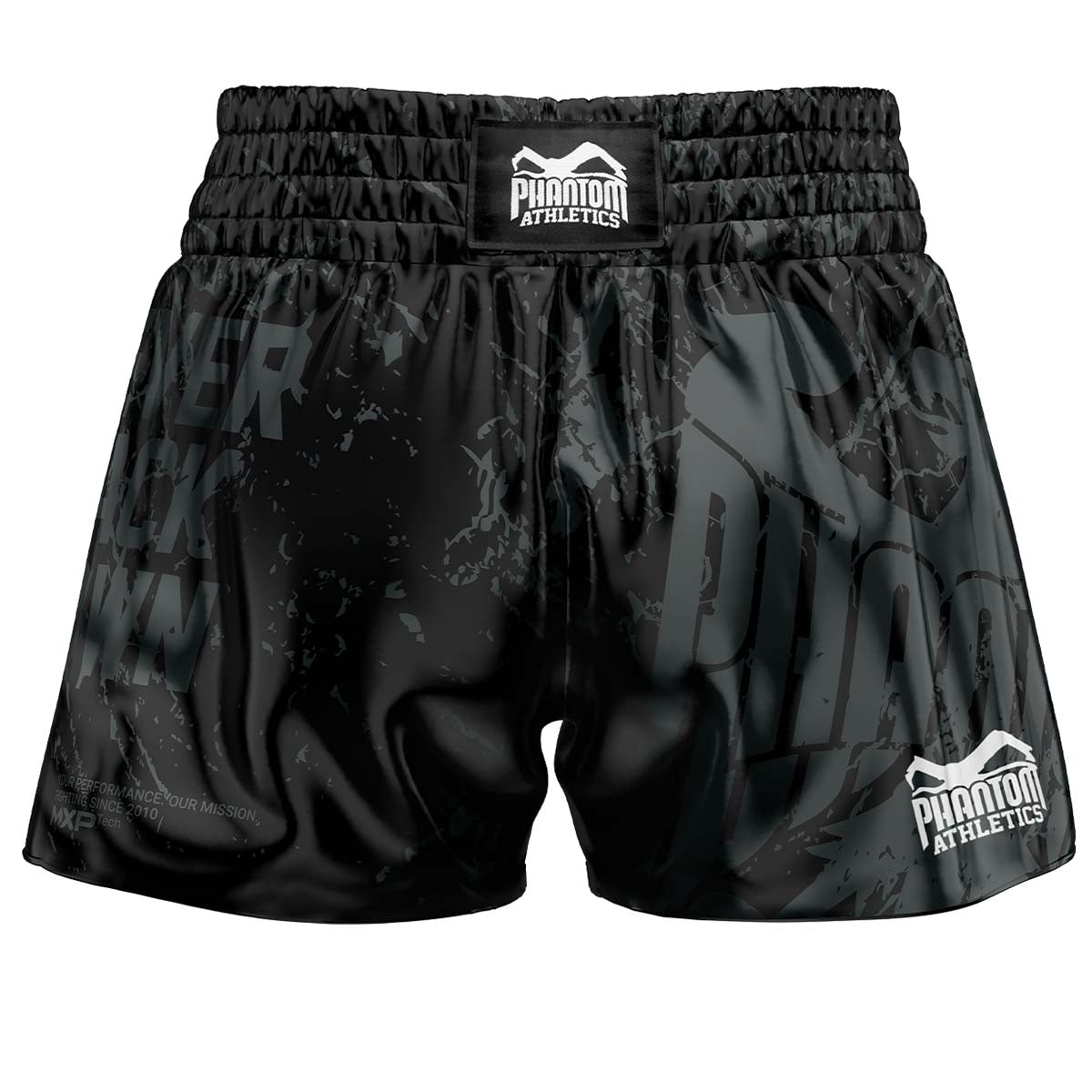 Phantom Muay Thai Shorts im beliebten Team Germany Look.  Mit Never Back Down Schriftzug und Bundesadler.  Ideal für Training und Wettkampf. Höchste Qualität und traditionelle Ausführung in Satin für dein Thaiboxen.