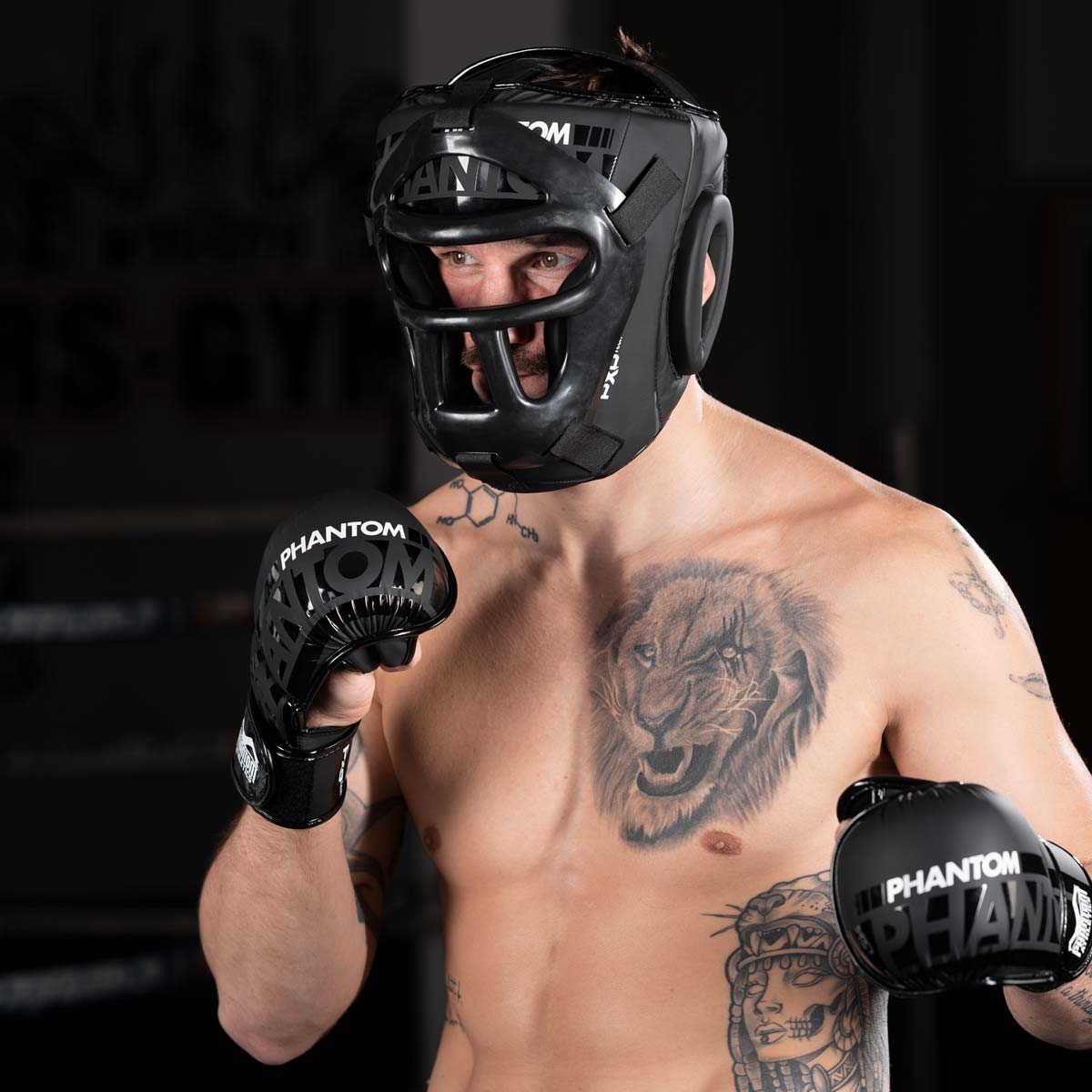 Der Phantom Apex Cage Kopfschutz im Sparring Training