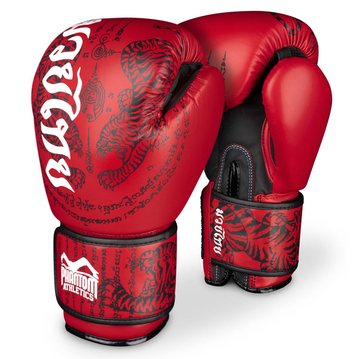 Phantom Muay Thai Boxhandschuhe mit thailändischem Print in Rot/Schwarz.